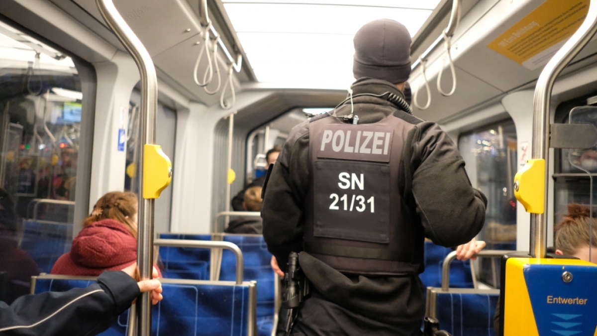 Die Polizei Sachsen informiert zu einem aktuellen Fall (Symbolbild). (Foto)