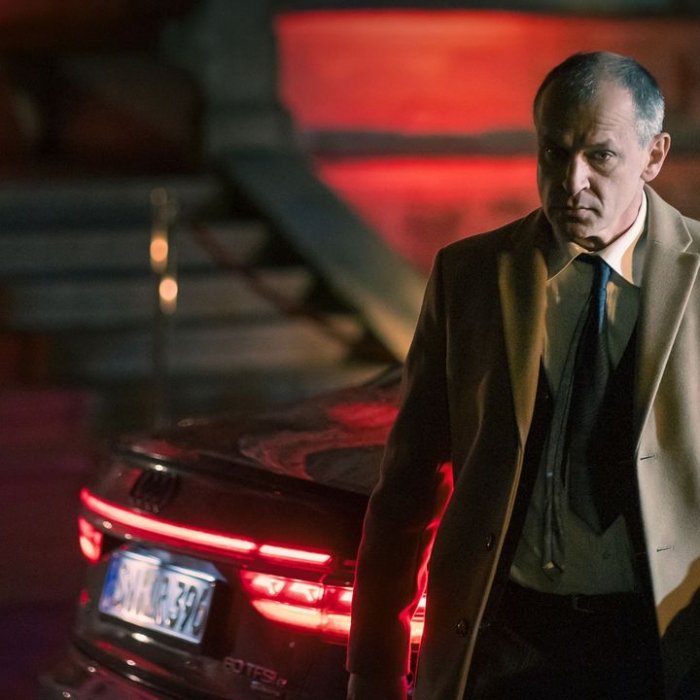 Wiederholung von Folge 6, Staffel 2 online und im TV