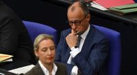 Die AfD hat den Abstand zur Union in einer Umfrage vergrößert.