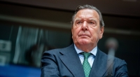 Gerhard Schröder steht massiv unter Kritik.