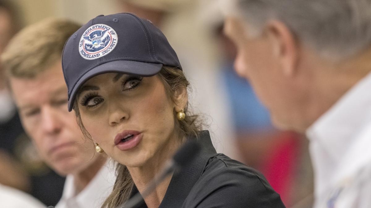 Kristi Noem sorgt als Trumps Heimatschutzministerin immer wieder f&uuml;r Schlagzeilen. (Foto)