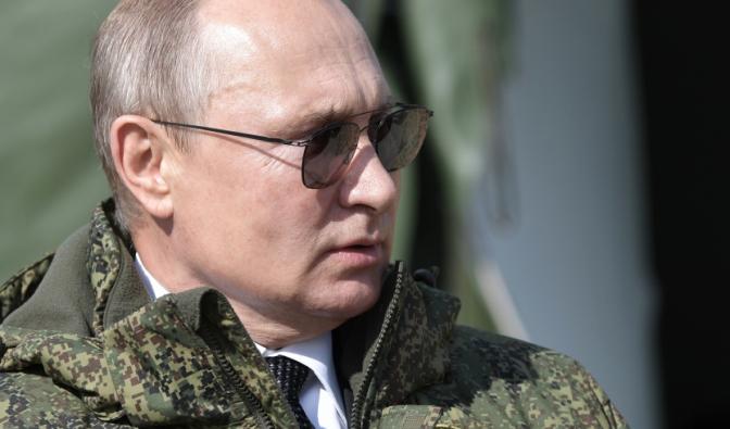 Wladimir Putin und seine "Fleischwolf"-Armee