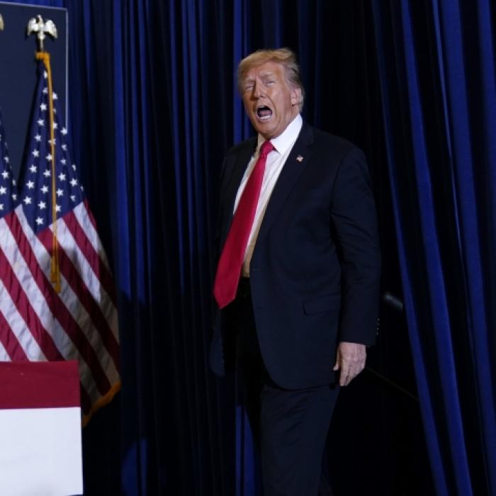 Trump prahlt und spottet: Er ist sogar 