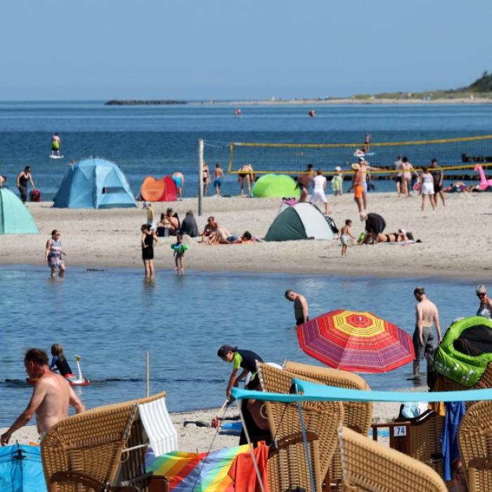 Killer-Keime an der deutschen Ostseeküste - 2 Männer gestorben