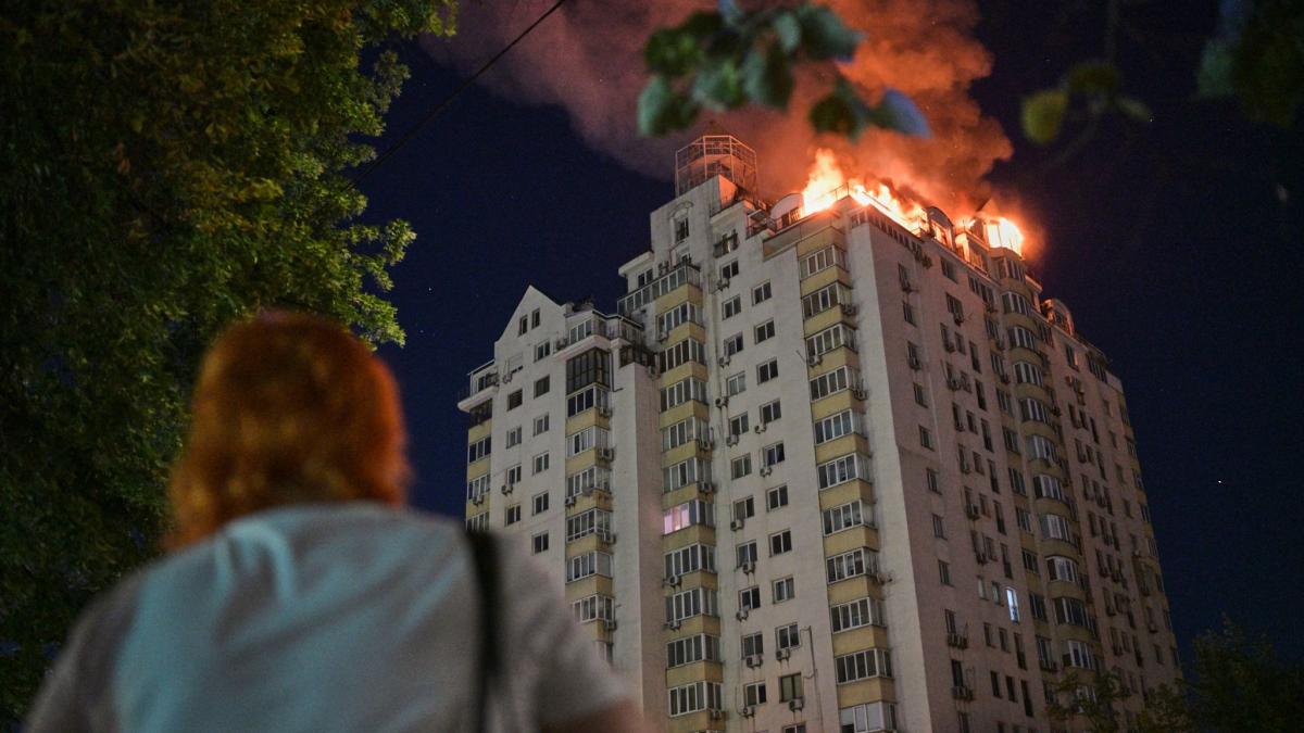 Erneut sind mehrere St&auml;dte in der Ukraine zur Zielscheibe einer heftigen Angriffswelle mit russischen Kampfdrohnen, Raketen und Marschflugk&ouml;rpern geworden. (Foto)