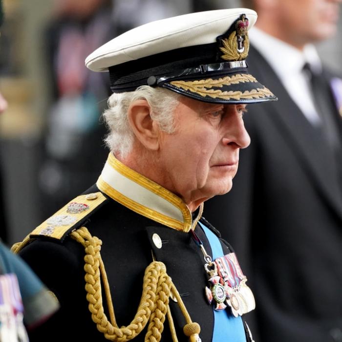 Heftige Vorwürfe! Ist dieser Royal ein Kinderschänder?