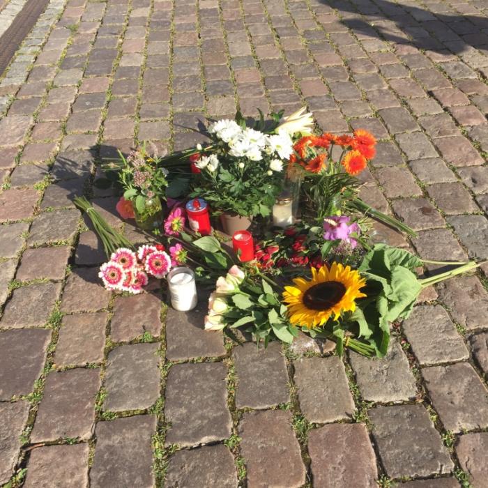 Rathaus-Azubi (23) von Fahnenmast getroffen - tot!