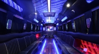 Aus bislang ungeklärter Ursache stürzte Heather Garcia aus dem Partybus auf die Autobahn.