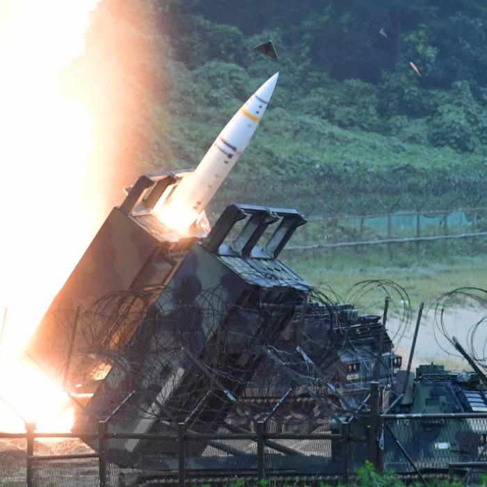Putin jubelt: Kreml-Kämpfer erbeuten Millionen-Raketensystem