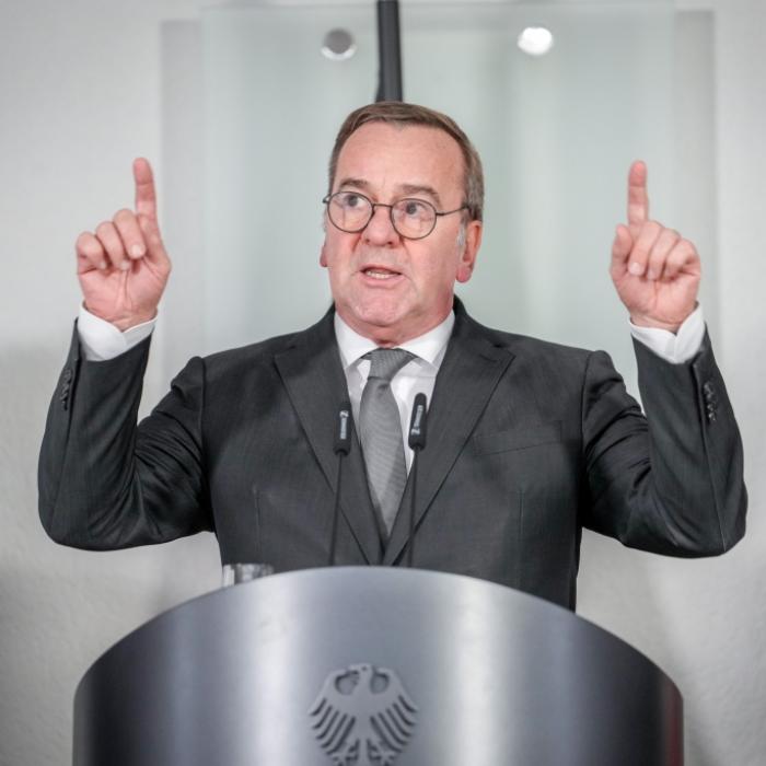 Verteidigungsminister warnt vor 