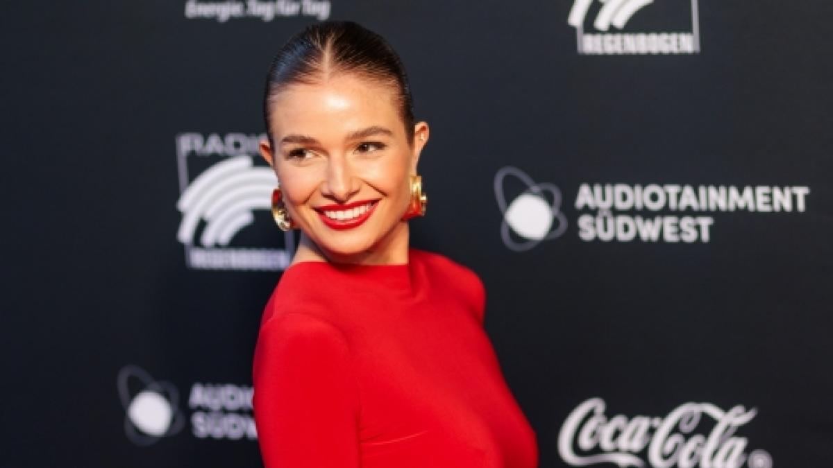 Moderatorin Lola Weippert begeistert bei Instagram regelm&auml;&szlig;ig rund 730.000 Follower:innen. (Foto)