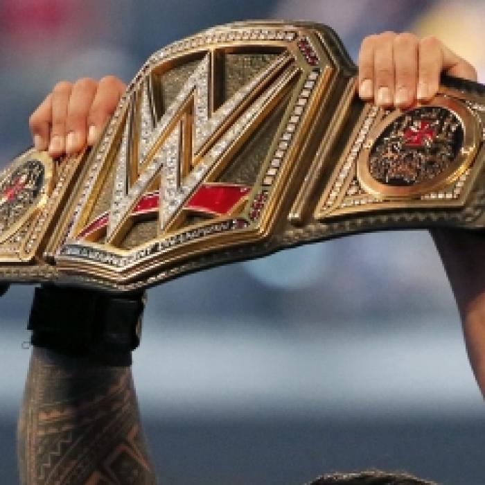 Brock Lesnar zerstörte John Cena - hier läuft die Wiederholung