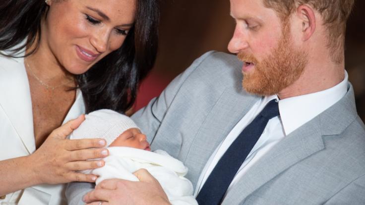 Baby Archie Harrison Mountbatten Windsor wird am 6. Juli 2019 getauft.