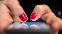 Mit einigen Tricks bleibt Ihr Handy Akku länger voll.
