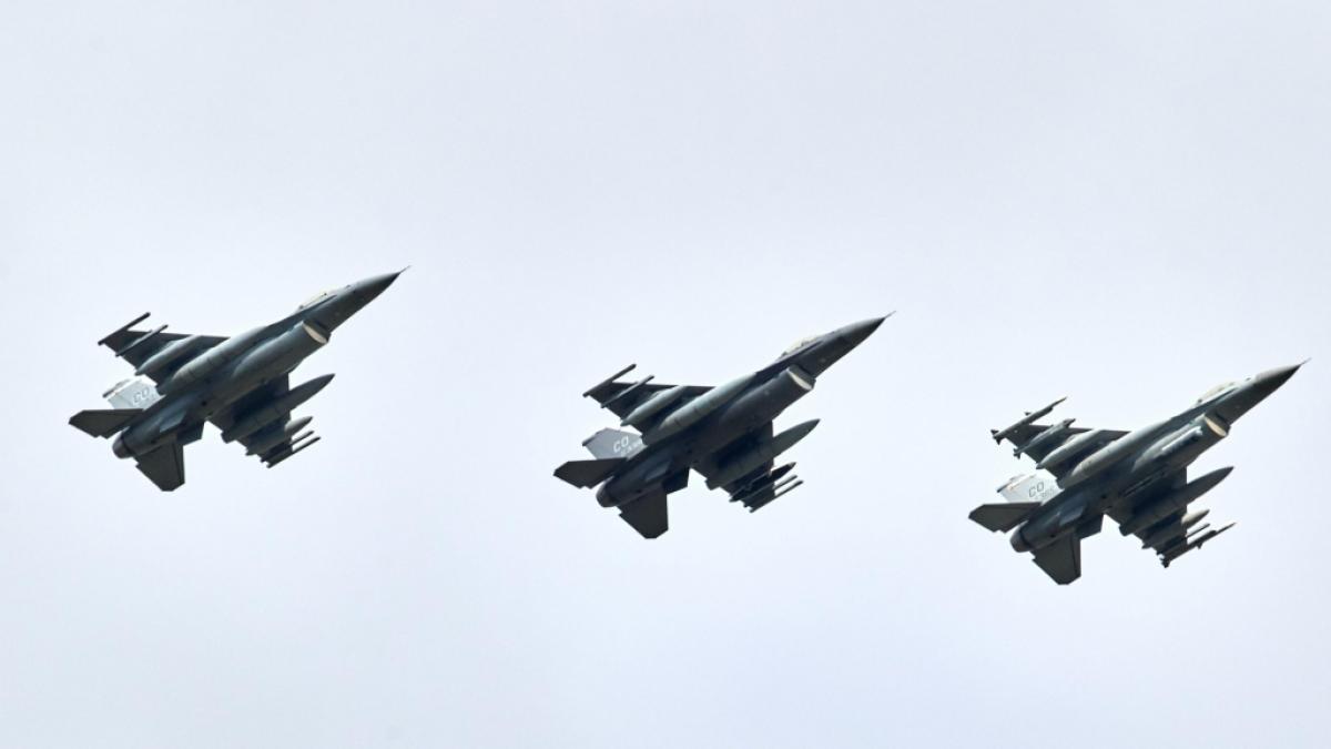 Nato-Flieger steigen in die Luft, nachdem russische Drohnen in Nato-Gebiete eingedrungen sind. (Foto)