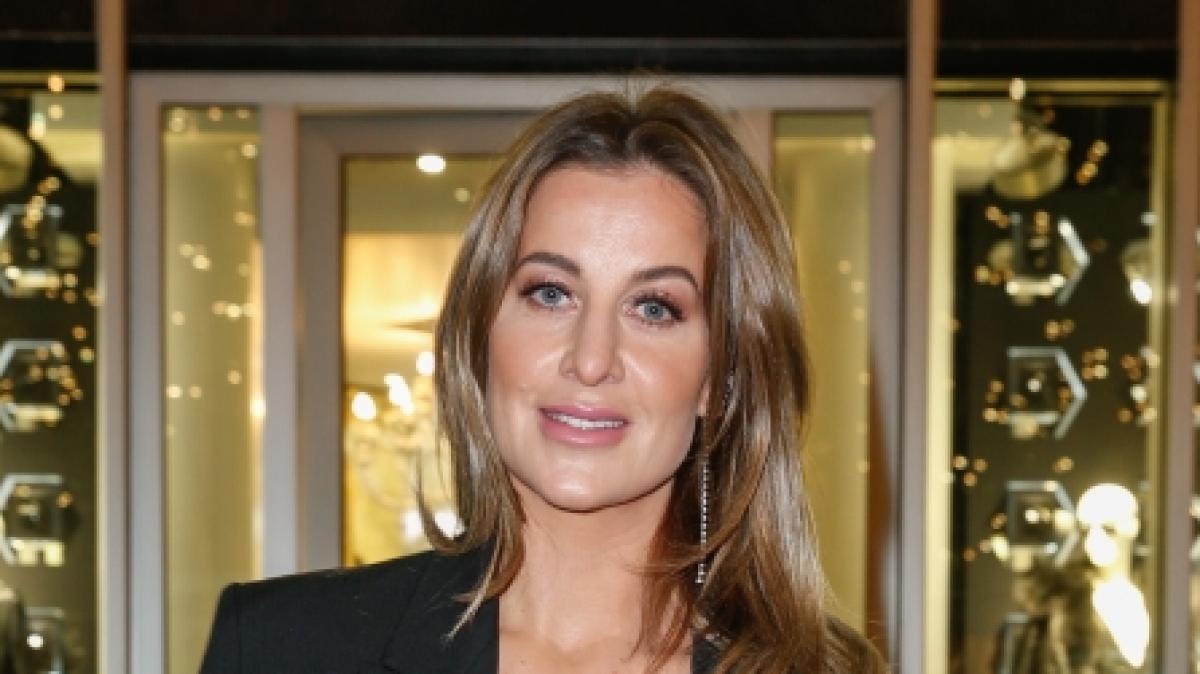 Charlotte W&uuml;rdig nimmt mit einem feurigen Bikini-Schnappschuss Abschied. (Foto)