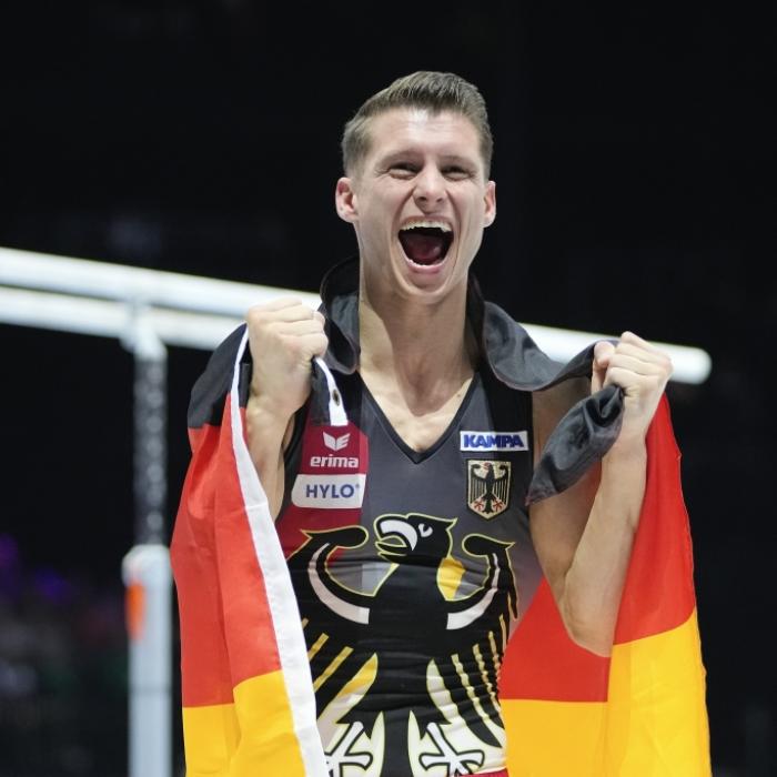 Frau und Glücksunterhose - darauf kann der deutsche Turn-Weltmeister zählen