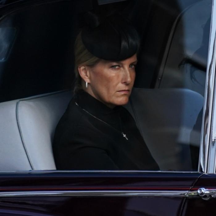 Royals-Eskorte rast Rentnerin um - Opfer (81) gestorben