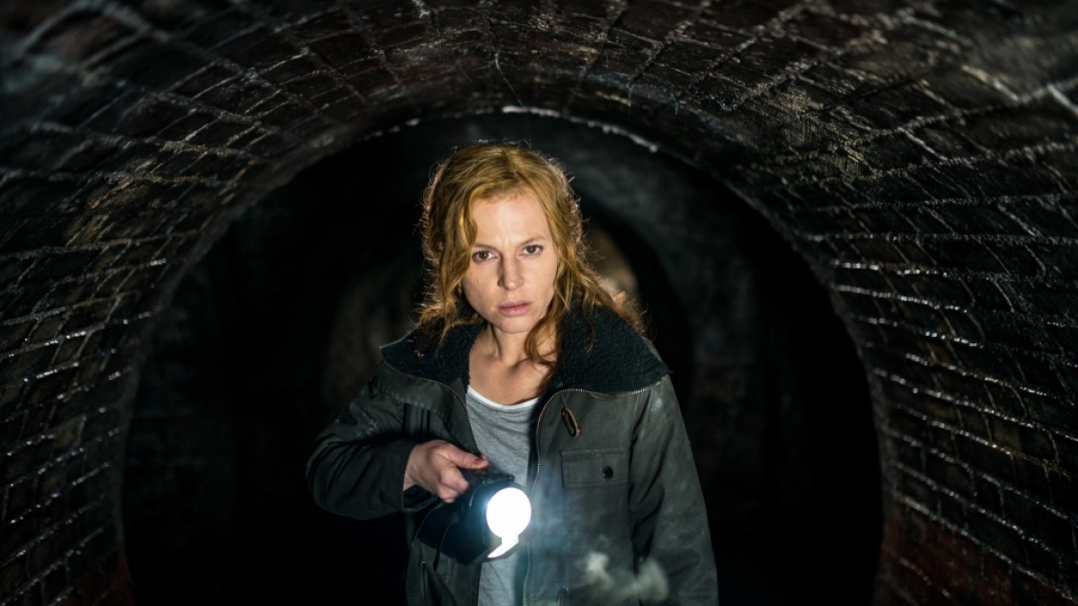 Maren (Maria Simon) verschwindet "Im Tunnel". (Foto)