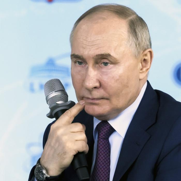 Russen offenbar in Panik - Droht Putins Banken der Kollaps?