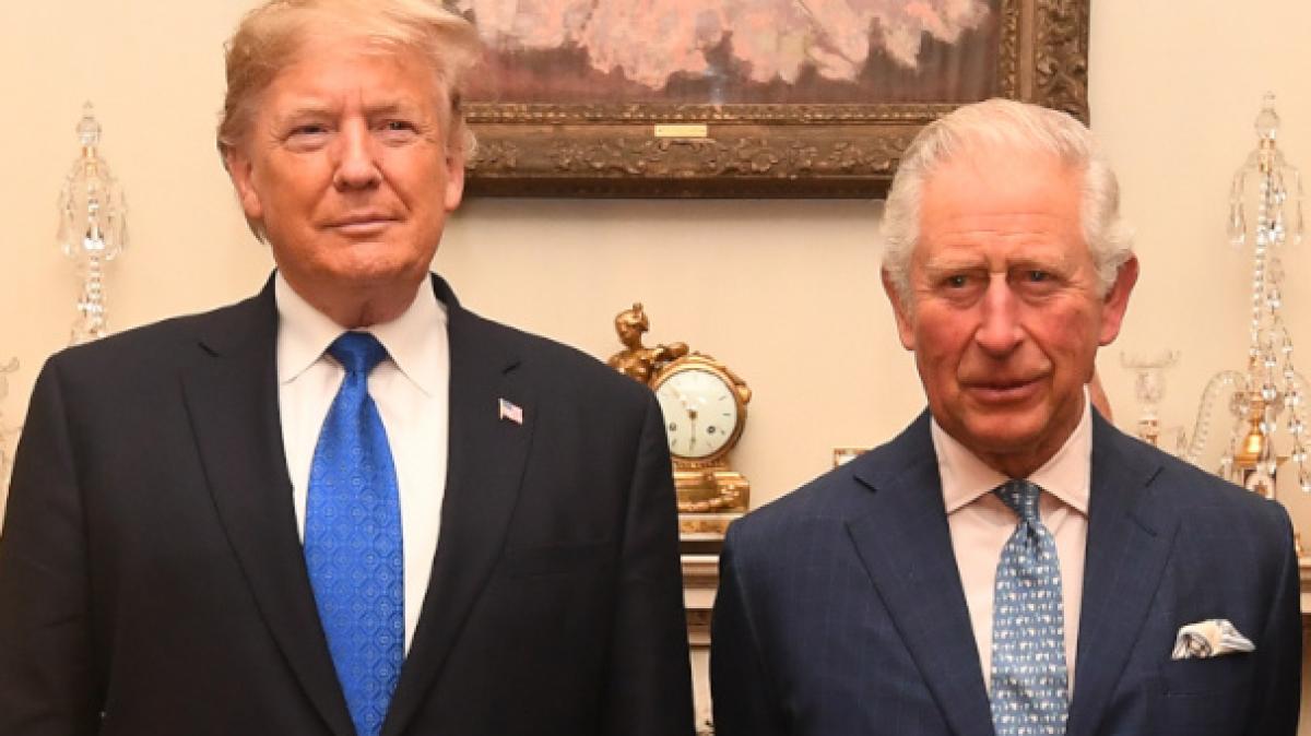 Donald Trump (l.) prophezeit K&ouml;nig Charles III. eine blendende Zukunft. (Foto)