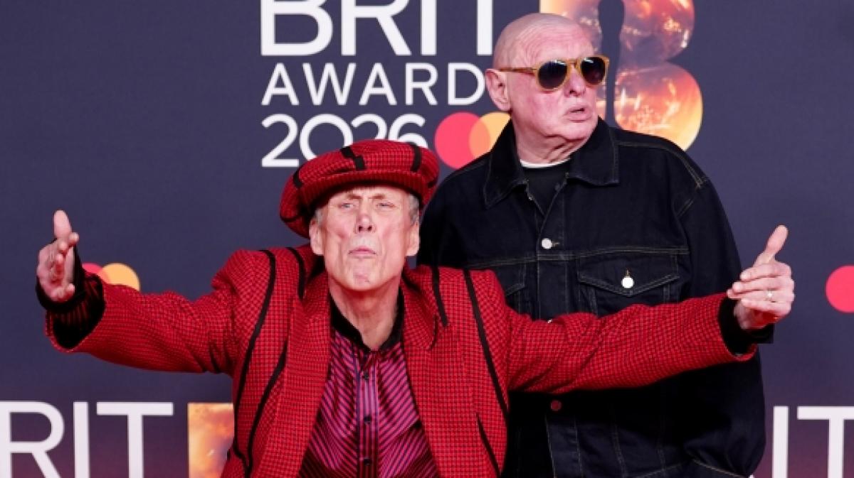 Shaun Ryder und Bez (l), von Happy Mondays, bei den Brit Awards (Foto)