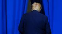 Ein vielsagender Zettel sorgt für Wirbel rund um Donald Trump.
