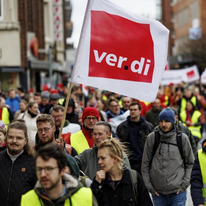 Kosten-Schock für Bürger befürchtet! Experten warnen vor höheren Steuern
