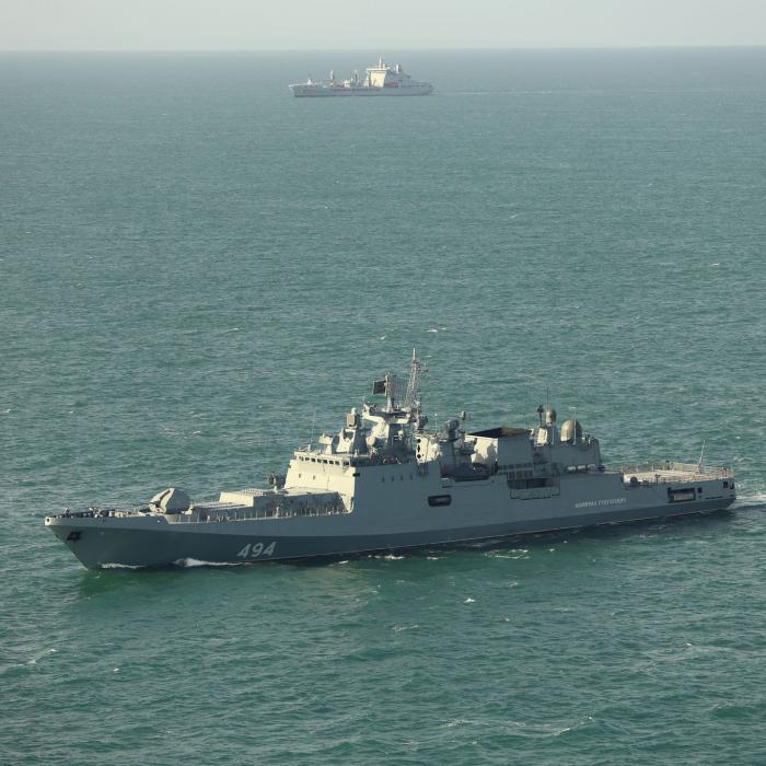 Russisches Kriegsschiff eröffnet Feuer vor britischer Küste