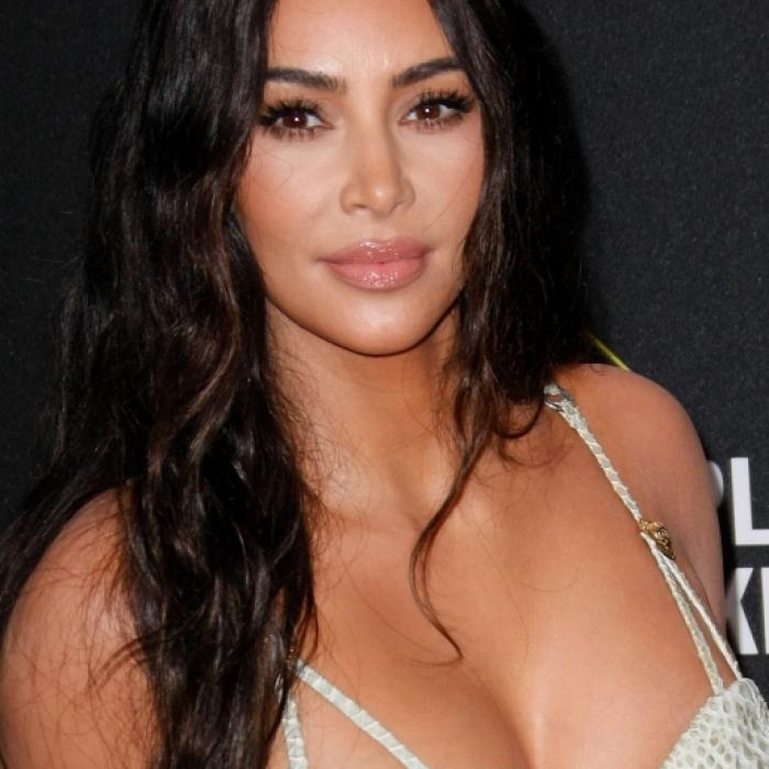 Bikini-Hammer statt Scheidungsstress! Da staunt wohl nicht nur Kanye