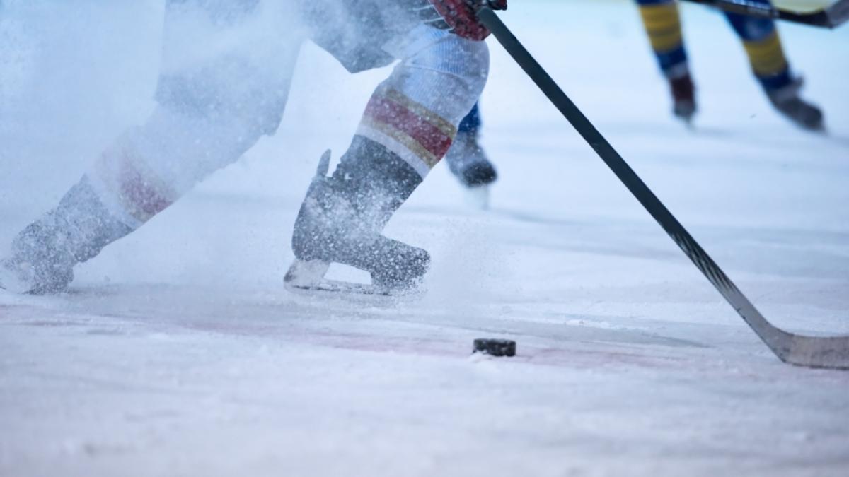 Mike Glemser ist nach einem Unfall bei einem Eishockey-Spiel querschnittsgel&auml;hmt. (Foto)