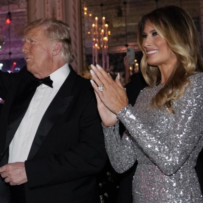 Auch wenn sein Schiff sinkt! Liebesbotschaft an Ehefrau Melania