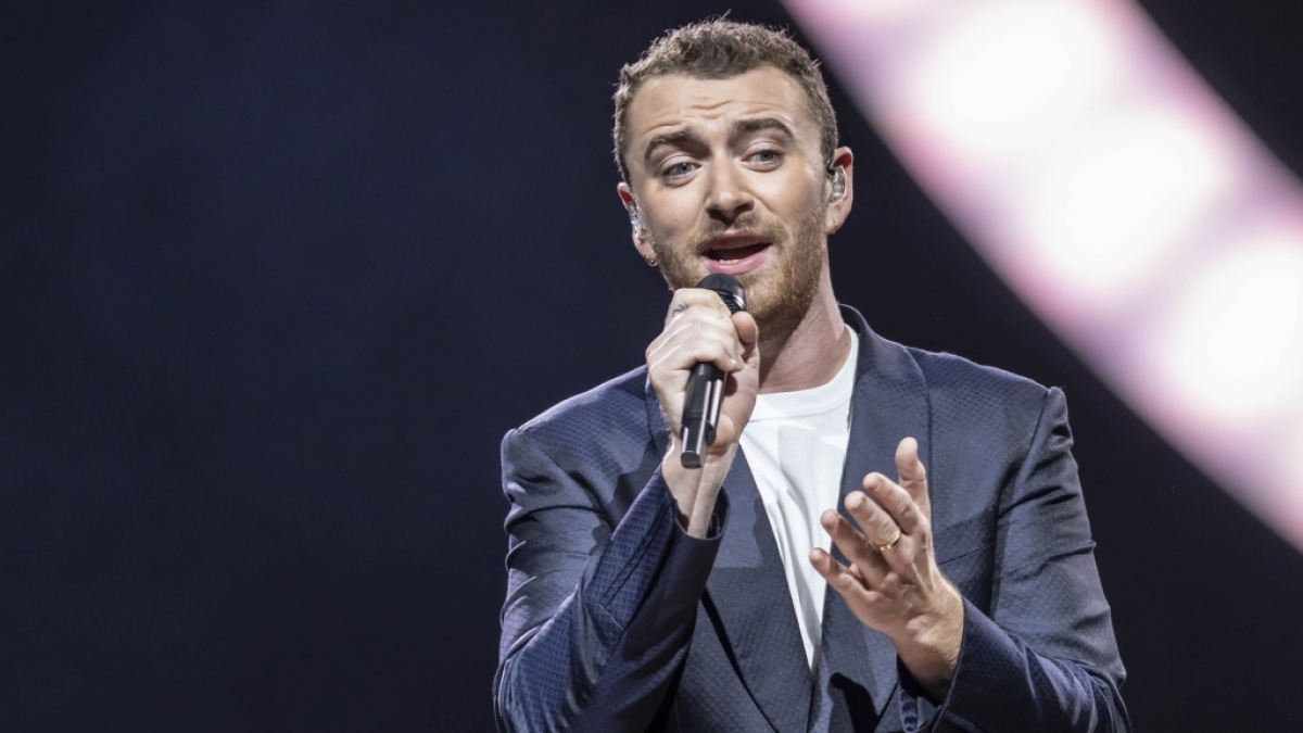 Sam Smith performt auf der B&uuml;hne. (Foto)