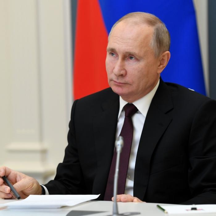 Mit nur einer Unterschrift! Putin sichert sich lebenslange Straffreiheit