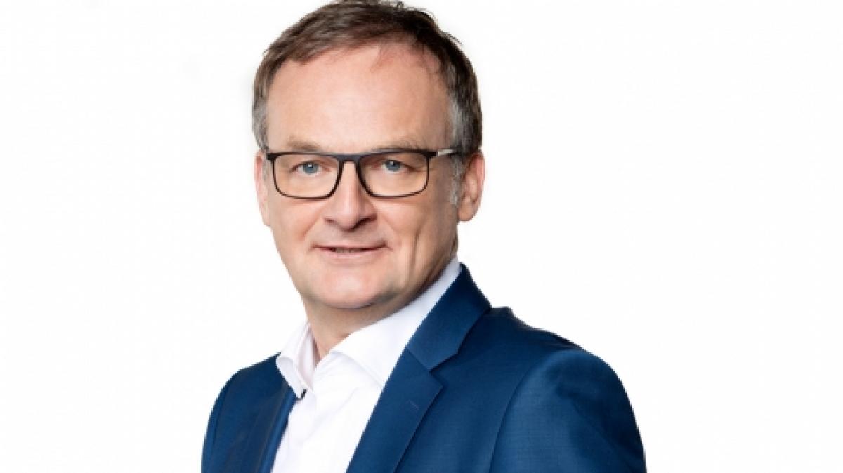 Frank Plasberg f&uuml;hrt durch den ARD-Talk "hart aber fair". (Foto)