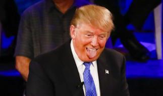 Schon im März 2016 hatte Donald Trump, damals noch vor Beginn seiner Amtszeit als US-Präsident, seine Gesichtszüge in der Öffentlichkeit nicht unter Kontrolle.