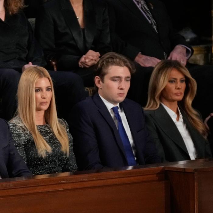 Lippenleser enthüllt rätselhaften Wortwechsel mit Ivanka