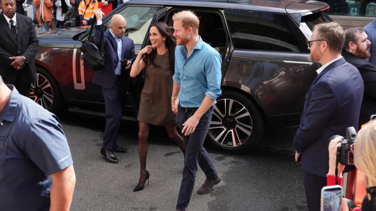 Prinz Harry und Meghan Markle warten ungeduldig auf eine beh&ouml;rdliche Entscheidung, die bestimmen k&ouml;nnte, ob die Sussexes weiter in Gro&szlig;britannien bleiben. (Foto)