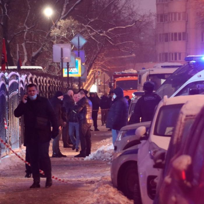 Maskenmuffel zückt Waffe und schießt - 2 Tote