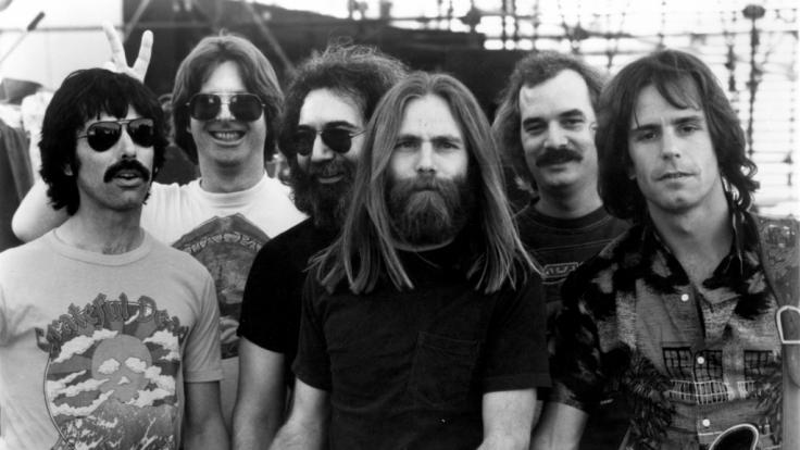 Robert Hunter ist tot. Das Mitglied der Band Grateful Dead (2.v.r.) verstarb am Montag.