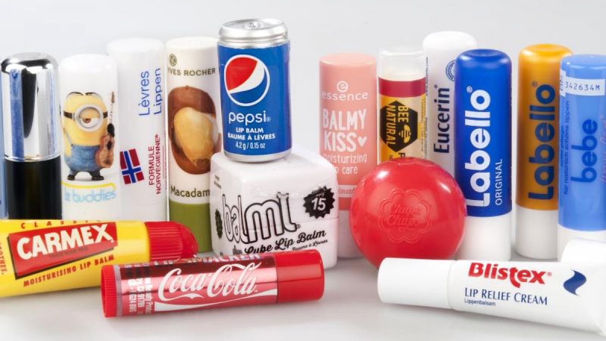 Lippenpflegestifte sind h&auml;ufig mit kritischen Stoffen belastet. (Foto)