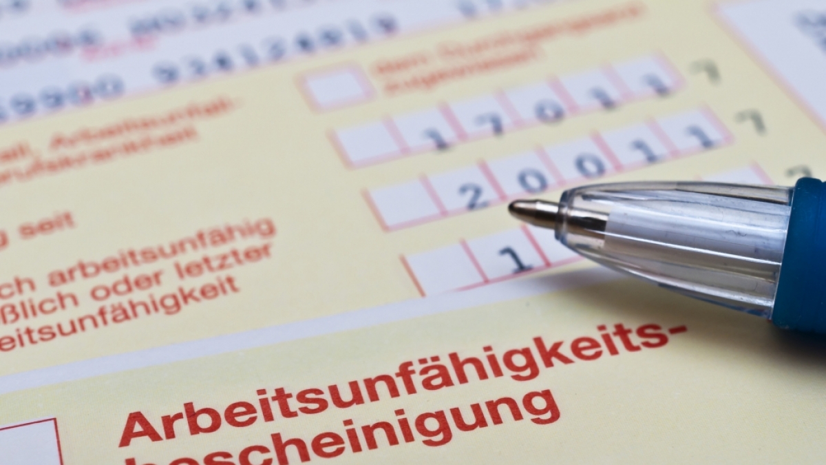 Was d&uuml;rfen Arbeitnehmer eigentlich tun, wenn sie krankgeschrieben sind, ohne dass es &Auml;rger mit dem Chef gibt? (Foto)
