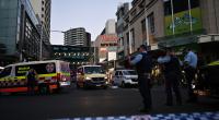 In einem Einkaufszentrum in Sydney (Australien) sind bei einer Messer-Attacke mehrere Personen niedergestochen worden.