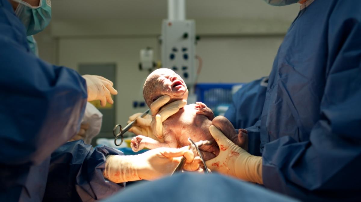 Das Baby von Ranielly Coelho Santos hatte keine Chance. (Symbolbild) (Foto)