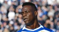 Fußball-Star Mario Balotelli (hier noch im Trikot seines Ex-Vereins Brescia Calcio) hat Glück, dass er nach dem Horror-Unfall noch am Leben ist.