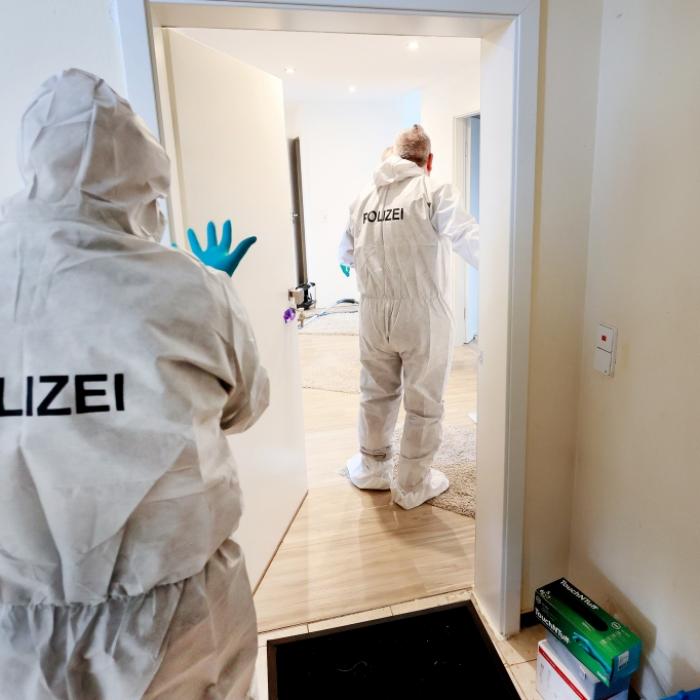Arbeitete der mutmaßliche Täter (31) als Putzhilfe bei den Frauen?