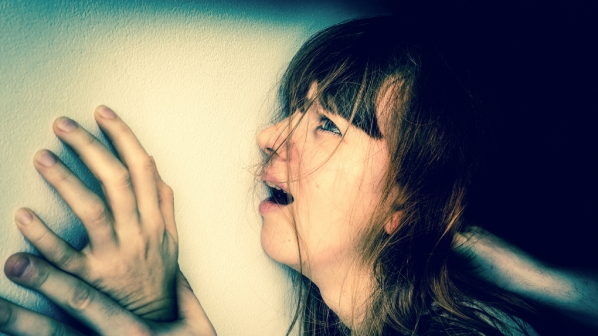 In Erfurt ist eine Frau am helllichten Tag &uuml;berfallen und vergewaltigt worden (Symbolbild). (Foto)