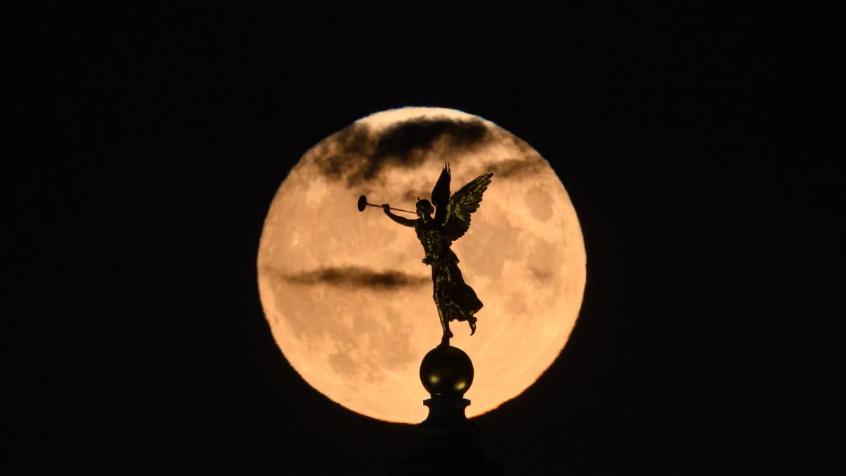 Im Mai zeigt sich der Vollmond gleich zweimal am Himmel. (Foto)