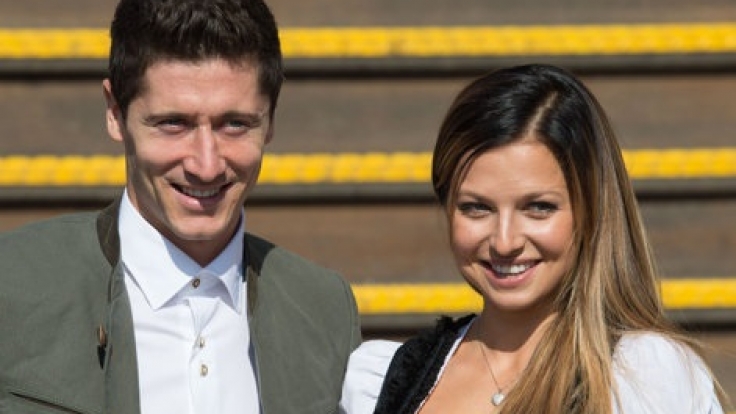 Robert Lewandowski besucht die Wiesn mit seiner bildhübschen Anna.