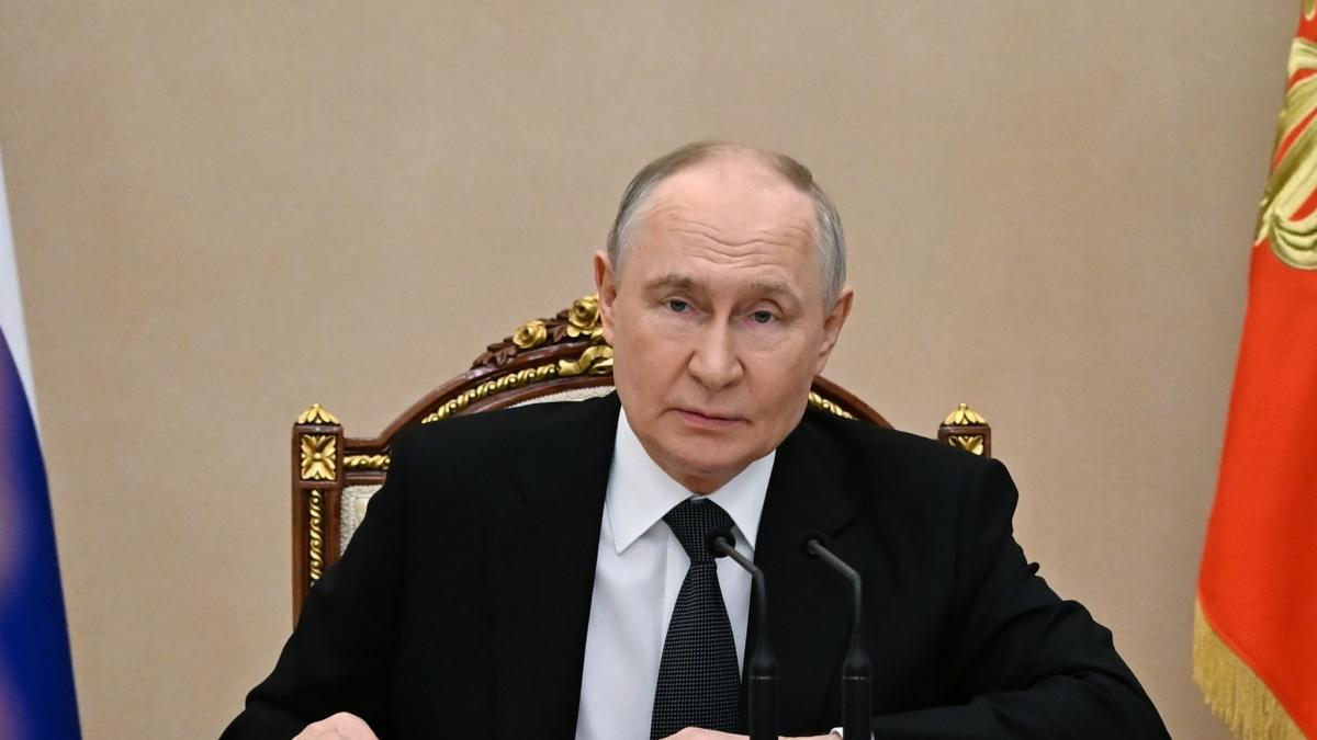 Wladimir Putin hat eine bemerkenswerte Nachricht an Donald Trump geschickt. (Foto)